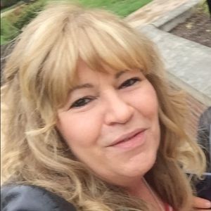 Meet your Posher, Joan